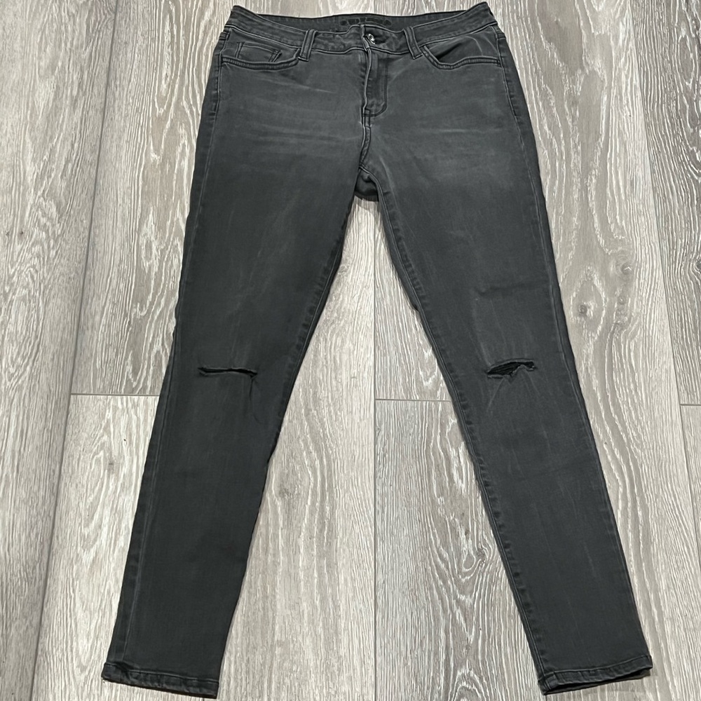 Mid rise black ripped jeans Arizona